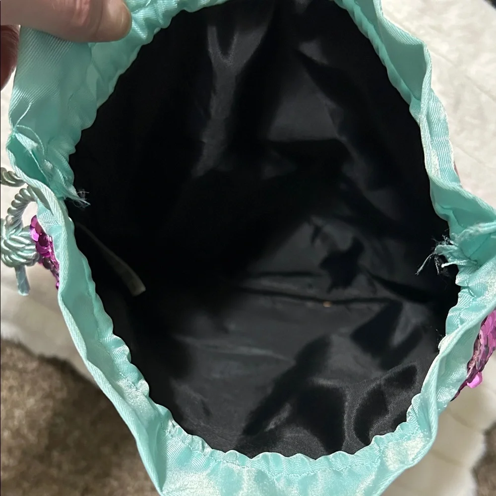 Sequin Drawstring Bag 🦄
